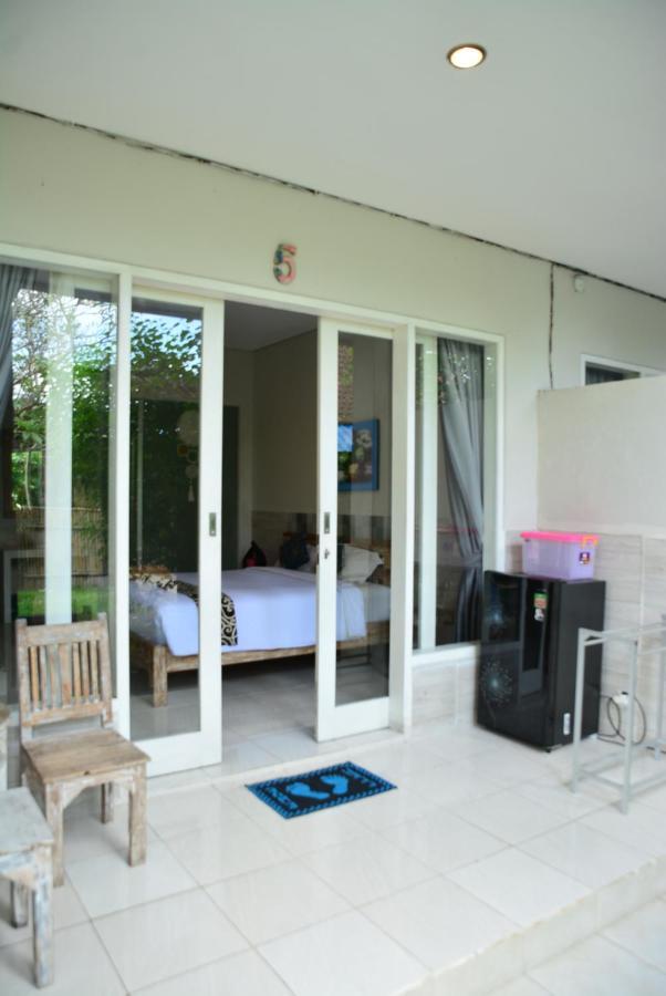 Asung Guesthouse Canggu Exterior foto