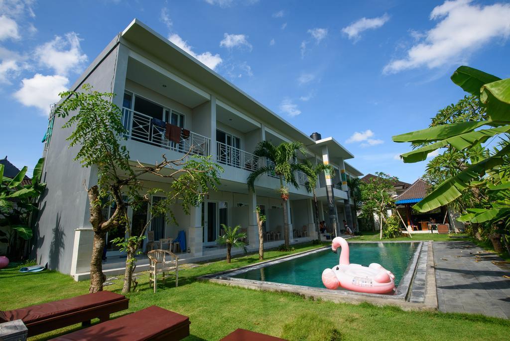 Asung Guesthouse Canggu Exterior foto