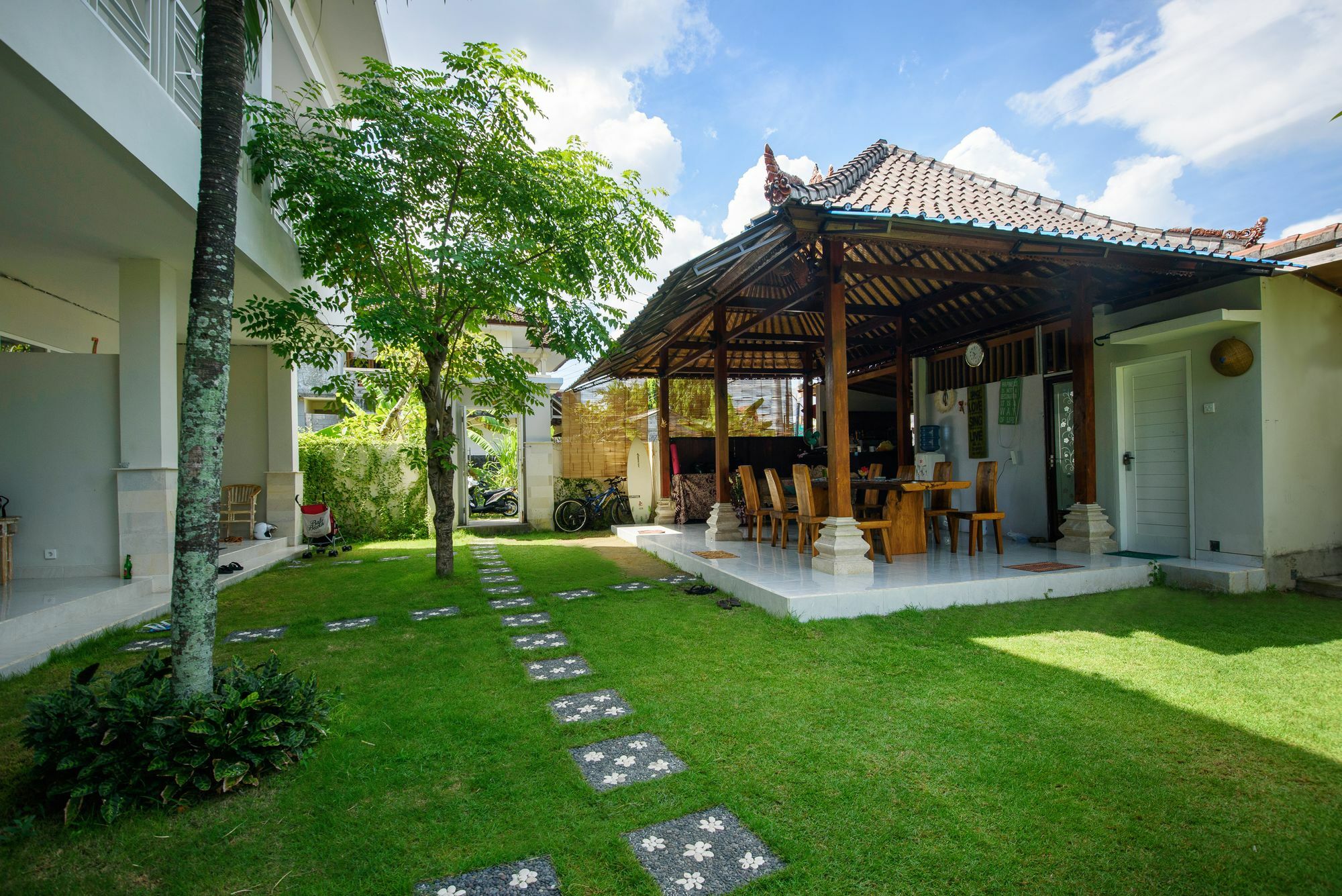 Asung Guesthouse Canggu Exterior foto