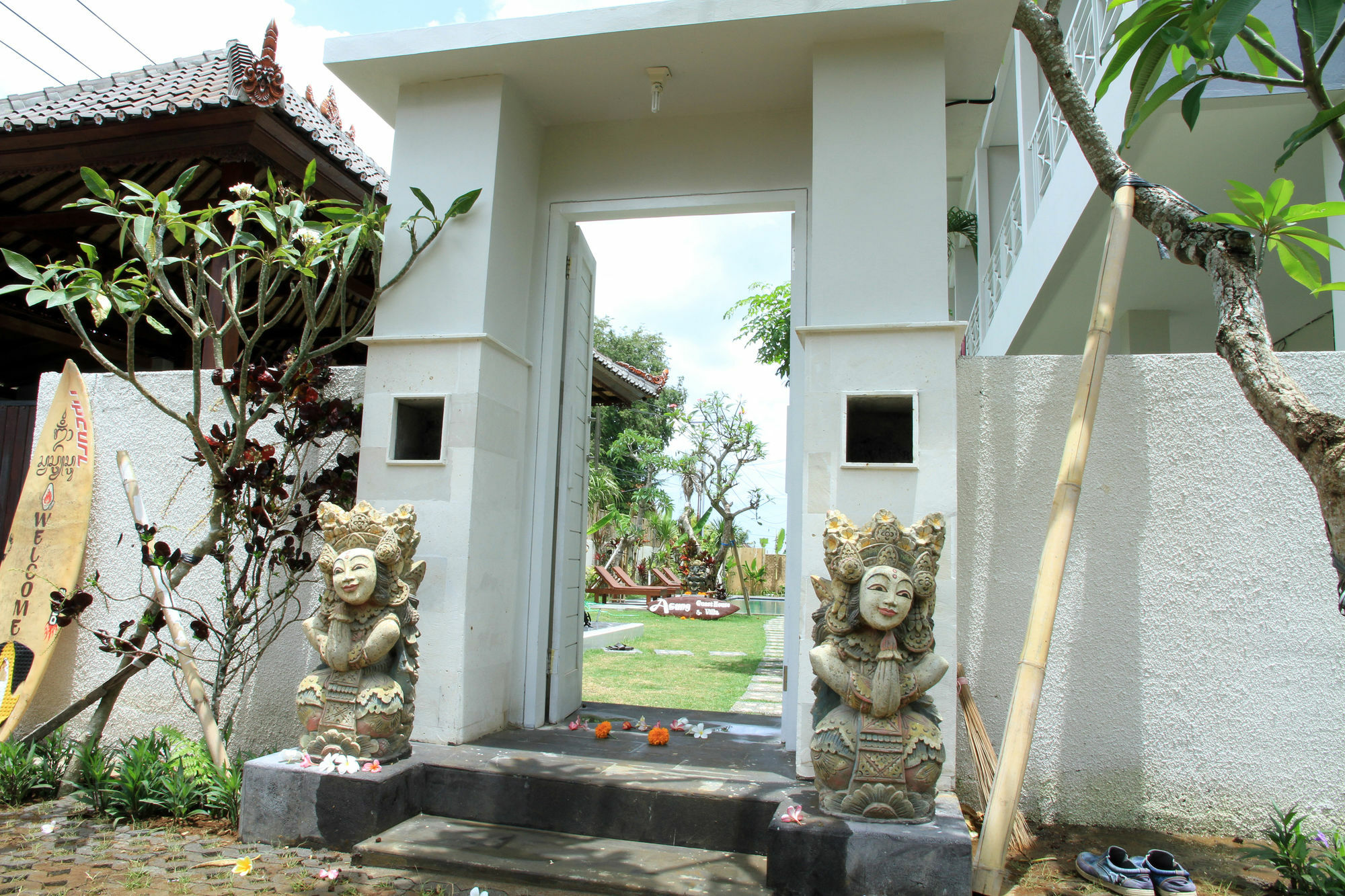 Asung Guesthouse Canggu Exterior foto